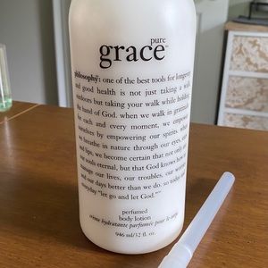 New Philosophy Pure Grace body lotion